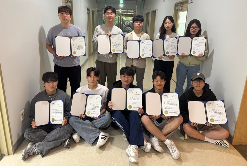 한림대학교 창업동아리 VIDA, AI와 LLM 기술로 환자 안전 관리 혁신, 강원 창업대회 대상.png 이미지